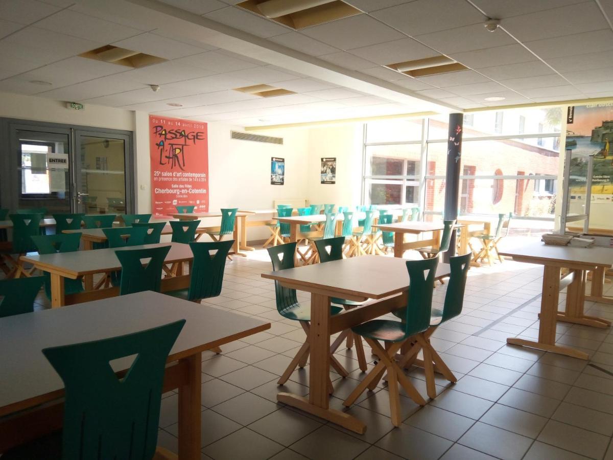 Auberge De Jeunesse Hi Cherbourg Exterior photo